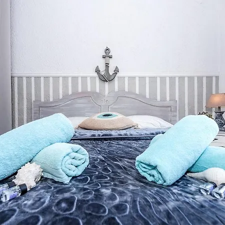 House By The Sea * Skála Foúrkas