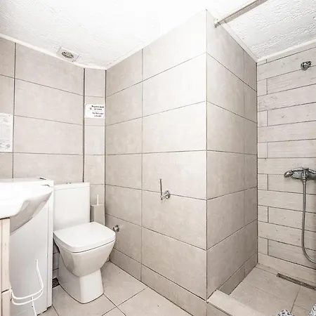 House By The Sea בית נופש Skála Foúrkas